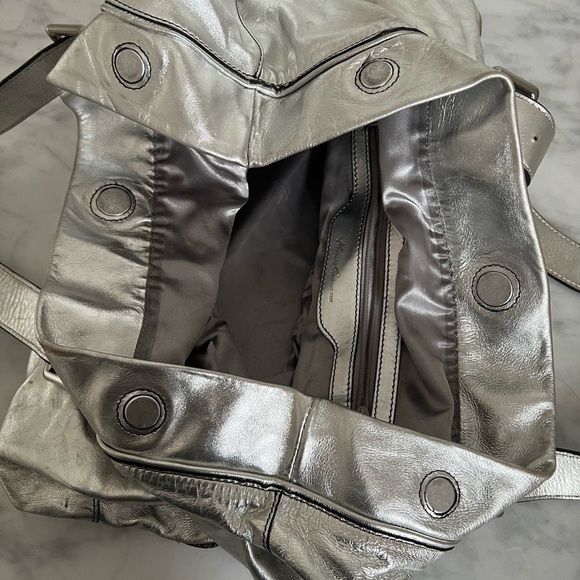 Kenneth Cole 25th Anniversary 1983 Edition SilverTote - Picture 8 of 14